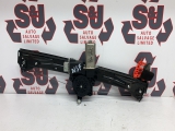 Fiat Bravo Dynamics 150 Multijet E4 4 Dohc Hatchback 5 Doors 2007-2014 1910 Window Regulator/mech Electric (front Passenger Side) 5000506 2007,2008,2009,2010,2011,2012,2013,2014Fiat Bravo Hatchback 07-14 n/s near passenger left front window regulator motor 5000506     GOOD