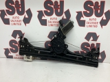 Fiat 500 Sport E4 4 Sohc Hatchback 3 Doors 2007-2014 1242 Window Regulator/mech Electric (front Driver Side) 51824038 2007,2008,2009,2010,2011,2012,2013,2014Fiat 500 07-14 o/s off driver right front window regulator motor 51824038 51824038     GOOD