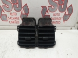 Hyundai Tucson 2004-2010 CENTRE AIR VENTS 974102E000 2004,2005,2006,2007,2008,2009,2010Hyundai Tucson 2004-2010 Centre Air Vents Blower Climate 974102E000     GOOD