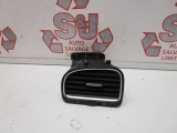 Volkswagen Golf Mk6 2008-2013 AIR VENT (PASSENGER SIDE) 2008,2009,2010,2011,2012,2013Volkswagen Golf Mk6 2008-2013 n/s near passenger left Air Vent trim 5K0819709     GOOD