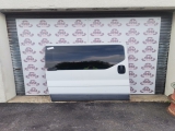 Renault Trafic Sl27 Dci S/r W/v E4 4 Dohc Window Van [] Doors 2006-2014 Side Load Door (driver Side) White  2006,2007,2008,2009,2010,2011,2012,2013,2014Renault Trafic Vivaro Primastar 06-14 o/s off driver right side loading door      GOOD