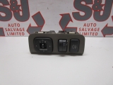 Lexus Gs300 4 Door Saloon 1997-2000 ELECTRIC MIRROR SWITCH  1997,1998,1999,2000Lexus Gs300 1997-2000 Electric Mirror Switch      GOOD