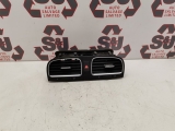 VOLKSWAGEN Golf S Tsi E5 4 Dohc Hatchback 3 Doors 2007-2013 Centre Air Vents  2007,2008,2009,2010,2011,2012,2013VOLKSWAGEN GOLF MK6 2007-2009 center centre air vents hazard switch      GOOD