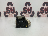 Audi A4 Tdi Se Tdv E4 4 Sohc Saloon 4 Doors 2004-2008 DOOR LOCK MECH (FRONT PASSENGER SIDE) Black 8j2837015a 2004,2005,2006,2007,2008Audi A4 04-08 n/s near passenger left front door lock latch mech 8j2837015a     GOOD