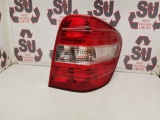 Mercedes Ml420 M-class W164 Estate 5 Doors 2006-2009 Rear/tail Light (driver Side)  2006,2007,2008,2009Mercedes ML 06-09 o/s off driver right tail light lamp      GOOD