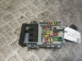 VAUXHALL INSIGNIA 2008-2017 FUSE BOX 2008,2009,2010,2011,2012,2013,2014,2015,2016,2017VAUXHALL INSIGNIA 2008-2017 2.0 DIESEL CDTI FUSE BOX RELAY 13222786      Good