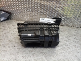 PEUGEOT 307 2000-2008 1.4  AIR FILTER BOX 9635629080C 2000,2001,2002,2003,2004,2005,2006,2007,2008PEUGEOT 307 2000-2008 1.4  AIR FILTER BOX 9635629080C 9635629080C     Good