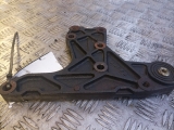 LAND ROVER FREELANDER 1.8 PETROL 18K4F 1998-2006 ENGINE MOUNT MOUNTING BRACKET SUPPORT ARM 1998,1999,2000,2001,2002,2003,2004,2005,2006LAND ROVER FREELANDER 1.8 PETROL ENGINE MOUNT MOUNTING BRACKET SUPPORT ARM  TAU100220-C     Good