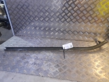 RENAULT TRAFIC MK2 2001-2016 SLIDING DOOR TOP RUNNER (PASSENGER SIDE) 2001,2002,2003,2004,2005,2006,2007,2008,2009,2010,2011,2012,2013,2014,2015,2016RENAULT TRAFIC MK2 VIVARO SLIDING DOOR TOP RUNNER PASSENGER SIDE LEFT NEARSIDE NO CODE     Used