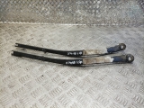 LAND ROVER RANGE ROVER 2002-2012 .SET OF FRONT WIPER ARMS 2002,2003,2004,2005,2006,2007,2008,2009,2010,2011,2012LAND ROVER RANGE ROVER 2002-2012 .SET OF FRONT WIPER ARMS  NO CODE DRIVERS PASSANER SIDE    Good