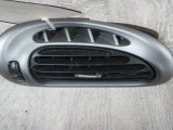 CITROEN Xsara Picasso Desire 2hdi 1998-2005 FRONT HEATER DASHBOARD AIR VENT AIRVENT RIGHT DRIVERS SIDE 1998,1999,2000,2001,2002,2003,2004,2005CITROEN Xsara Picasso Desire 2hdi 98-05 FRONT HEATER DASH AIR VENT DRIVER SIDE  N/A     GOOD