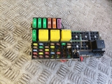 VAUXHALL COMBO 2004-2011 1.6 FUSE BOX (IN ENGINE BAY) 13142780 2004,2005,2006,2007,2008,2009,2010,2011VAUXHALL COMBO 2004-2011 1.6 FUSE BOX (IN ENGINE BAY) 13142780 13142780     Good