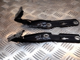 AUDI A4 S LINE QUATTRO 2006-2009 SET OF FRONT BONNET HINGES X2 2006,2007,2008,2009AUDI A4 S LINE QUATTRO 2006-2009 SET OF FRONT BONNET HINGES X2 8H0823302 8H0823302     Good