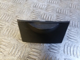 FORD Mondeo Mk3 5 Door Hatchback 2000-2007 ASHTRAY (REAR) 1S7XF048A42 2000,2001,2002,2003,2004,2005,2006,2007FORD Mondeo Mk3 5 Door Hatchback 2000-2007 ASHTRAY (REAR) 1S7XF048A42 1S7XF048A42     Used