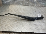 VAUXHALL INSIGNIA 2008-2017 .SET OF FRONT WIPER ARMS 2008,2009,2010,2011,2012,2013,2014,2015,2016,2017VAUXHALL INSIGNIA 2008-2017 .SET OF FRONT WIPER ARMS 13227401 13227401 DRIVERS PASSANER SIDE    Good