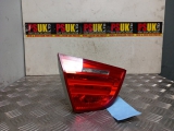 Bmw 3 Series 2009-2011 Rear/tail Light On Tailgate (passenger Side) 7289427 2009,2010,2011BMW 3 SERIES E90 LCI REAR LIGHT LEFT SIDE INNER ON BOOTLID 7289427 2009-2011 7289427     Used