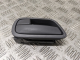 Kia Rio 2 Mk2 Hatch 5dr 2005-2011 DOOR HANDLE INTERIOR (N/S REAR PASSENGER) White  2005,2006,2007,2008,2009,2010,2011Kia Rio 2 Mk2 Hatch 5dr 2005-2011 Door Handle Interior (n/s Rear Passenger)      GRADE B