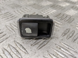 Mercedes C220 C-class W204 Saloon 4dr 2008-2014 ELECTRIC WINDOW SWITCH (N/S FRONT PASSENGER)  2008,2009,2010,2011,2012,2013,2014Mercedes C220 C-class W204 Saloon 2008-2014 Window Switch (n/s Front Passenger)      GRADE B