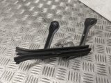 Renault Megane Mk3 Coupe 2008-2021 WINDOW GUIDE CHANNEL (N/S/F)  2008,2009,2010,2011,2012,2013,2014,2015,2016,2017,2018,2019,2020,2021Renault Megane Coupe Mk3 2012 WINDOW GUIDE CHANNEL FRONT PASSENGER      GOOD