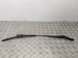 Volkswagen Polo Se Tsi Mk5 Hatch 3dr 2014-2017 1.2 CJZC FRONT WIPER ARM (N/S PASSENGER)  2014,2015,2016,2017Volkswagen Polo Se Tsi Mk5 Hatch 3dr 2014-2017 Front Wiper Arm (n/s Passenger)      GRADE B