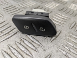 Volkswagen Polo S Mk5 2009-2014 CENTRAL DOOR LOCK SWITCH 6R2962125A 2009,2010,2011,2012,2013,2014Volkswagen Polo S Mk5 2009-2014 Central Door Lock Switch 6R2962125A 6R2962125A     GRADE B