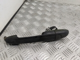 Mercedes Vito W639 111 Cdi 2003-2021 DOOR HANDLE EXTERIOR (N/S/F)  2003,2004,2005,2006,2007,2008,2009,2010,2011,2012,2013,2014,2015,2016,2017,2018,2019,2020,2021Mercedes Vito W639 111 Cdi Van 2004 DOOR HANDLE EXTERIOR (FRONT PASSENGER SIDE)       GOOD