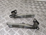 Citroen C3 Vtr Plus Mk2 2010-2012 BONNET HINGES PAIR  2010,2011,2012Citroen C3 Vtr Plus Mk2 2010-2012 Bonnet Hinges Pair       GRADE B