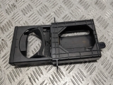 Toyota Avensis Mk2 (t250) 5dr Hatch 2003-2009 CUP HOLDER  2003,2004,2005,2006,2007,2008,2009Toyota Avensis Mk2 (t250) 5dr Hatch 2006 Cup Holder       GOOD