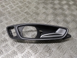 Audi A1 Tdi Sport Mk1 Hatch 3dr 2010-2015 DOOR HANDLE INTERIOR (O/S FRONT DRIVER) Silver X7w  2010,2011,2012,2013,2014,2015Audi A1 Tdi Sport Mk1 Hatch 3dr 2010-2015 Interior Handle (o/s Front Driver)      GRADE B