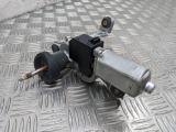 Toyota Corolla T3 Vvti 3 Door Hatchback 2000-2008 1398cc WIPER MOTOR (REAR)  2000,2001,2002,2003,2004,2005,2006,2007,2008Toyota Corolla T3 Vvti 3 Door Hatchback 2004 1398cc Wiper Motor (rear)       GOOD