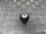 HYUNDAI MATRIX GSI CRTD 2001-2010 GEAR KNOB  2001,2002,2003,2004,2005,2006,2007,2008,2009,2010HYUNDAI MATRIX GSI CRTD 2006 GEAR KNOB       GOOD