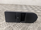 Vauxhall Tigra Exclusive Mk2 Convertible 2dr 2005-2009 ELECTRIC WINDOW SWITCH (N/S FRONT PASSENGER)  2005,2006,2007,2008,2009Vauxhall Tigra Exclusive Mk2 Convertible 05-09 Window Switch n/s Front Passenger      GRADE B
