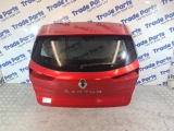 2024 RENAULT CAPTUR TAILGATE RED  2020,2021,2022,2023,20242024 RENAULT CAPTUR MK2 TAILGATE BOOTLID RED       GOOD