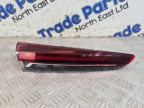 2024 RENAULT CAPTUR REAR LIGHT ON TAILGATE PASSENGER SIDE LEFT RED 265553734R 2020,2021,2022,2023,20242024 RENAULT CAPTUR MK2 REAR LIGHT ON TAILGATE PASSENGER SIDE LEFT 265553734R  265553734R     GOOD