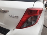 2011-2017 Toyota Yaris Mk3 (nsp130) Hatchback 5 Door REAR/TAIL LIGHT ON BODY ( DRIVERS SIDE)  2011,2012,2013,2014,2015,2016,201712-17 Toyota Yaris Mk3 (nsp130)  5 Door REAR/TAIL LIGHT ON BODY  DRIVERS SIDE  SEE IMAGES THE LIGHT IS CLEAN     GOOD