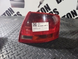 2004-2007 Audi A4 B7 8e Estate 5 Door REAR/TAIL LIGHT ON BODY ( DRIVERS SIDE) 8e9945097e 2004,2005,2006,20072004-2007 REAR/TAIL LIGHT ON BODY ( DRIVERS SIDE)  8e9945097e 8e9945097e SEE IMAGES THE LIGHT IS CLEAN     GOOD