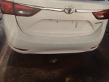 2015-2018 Toyota Avensis D-4d Mk3 Estate 5 Door BUMPER (REAR) White  2015,2016,2017,20182015-2018 Toyota Avensis D-4d Mk3 Estate REAR BUMPER REAR White  THE BUMPER MAY HAVE A FEW SCRATCHES SEE IMAGES     GOOD