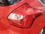 2012-2017 Ford Focus Zetec S Mk3 Hatchback 5 Door REAR/TAIL LIGHT ON BODY ( DRIVERS SIDE)  2012,2013,2014,2015,2016,20172012-2017 Ford  Focus  Mk3 Hatchback 5 Door REAR/TAIL LIGHT ON BODY DRIVERS SIDE  SEE IMAGES THE LIGHT IS CLEAN     GOOD