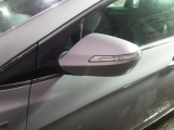 2012-2016 Hyundai I40 Mk1 Saloon 4 Door DOOR MIRROR ELECTRIC (PASSENGER SIDE) Silver N3s  2012,2013,2014,2015,20162011-2015 HYUNDAI I40  POWER FOLDING WING DOOR MIRROR PASSENGER SIDE Silver N3s  SEE MAGES FOR ANY SCUFFS AS THERE IS A FEW SCUFFS NOTHING MAJOR    GOOD