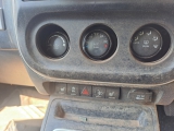 Jeep Compass 2.0 Ltd 5 Door Suv 2007-2017 HEATER CONTROL PANEL  2007,2008,2009,2010,2011,2012,2013,2014,2015,2016,2017Jeep Compass 2.0 Ltd 5 Door Suv 2007-2017 Heater Control Panel       WORN