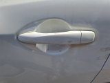 Nissan Qashqai 5 Door Suv 2013-2021 DOOR HANDLE EXTERIOR (REAR PASSENGER SIDE) White  2013,2014,2015,2016,2017,2018,2019,2020,2021Nissan Qashqai 5 Door Suv 2013-2021 Door Handle Exterior (rear Passenger Side) White       GOOD