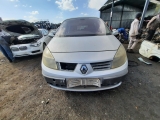 Renault SCENIC 2 1.9 DCI 5 Door Mpv 2003-2009 1.9 HUB (FRONT DRIVER SIDE)  2003,2004,2005,2006,2007,2008,2009Renault Scenic 2 Expression 1.9 Dci 5 Door Mpv 2003-2009 1.9 Hub With Abs (front Driver Side)       Used