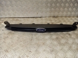 Ford Escort Van 1995-2000 Front Grill 1995,1996,1997,1998,1999,2000FORD ESCORT VAN FRONT GRILL 1995      USED