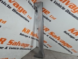 2017-2023 NISSAN LEAF MK2 SIDE SKIRT DRIVER OFF SIDE RIGHT  2017,2018,2019,2020,2021,2022,20232017-2023 NISSAN LEAF MK2 SIDE SKIRT DRIVER OFF SIDE RIGHT SILVER      Used