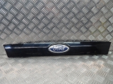 Ford Mondeo Mk4 07-15 TAILGATE TRIM  2007,2008,2009,2010,2011,2012,2013,2014,2015Ford Mondeo Mk4 07-15 TAILGATE TRIM  7S71402B34A     GOOD