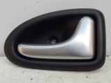 Renault Clio MK2 Hatch 3Dr 01-06 DOOR HANDLE INTERIOR DRIVER FRONT 8200028995 2001,2002,2003,2004,2005,2006Renault Clio MK2 3Dr 01-16 DOOR HANDLE - INTERIOR (FRONT DRIVER) 8200028995 8200028995     GOOD