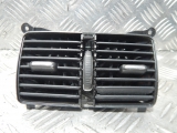 Volkswagen Passat Mk5 05-10 AIR VENT CENTRE REAR 3C0819203 2005,2006,2007,2008,2009,2010Volkswagen Passat Mk5 05-10 AIR VENT CENTRE REAR 3C0819203 3C0819203     GOOD