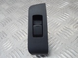 NISSAN X-trail Mk2 Est 07-13 WINDOW SWITCH DRIVER REAR  2007,2008,2009,2010,2011,2012,2013Nissan X-trail Mk2 Est 07-13 WINDOW SWITCH DRIVER REAR       GOOD