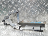 Land Rover Freelander Mk2 06-14 BONNET HINGE PASSENGER FRONT  2006,2007,2008,2009,2010,2011,2012,2013,2014Land Rover Freelander Mk2 06-14 BONNET HINGE PASSENGER FRONT       GOOD