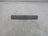 Volkswagen Golf Mk4 00-05 SUN VISOR 2000,2001,2002,2003,2004,2005Volkswagen Golf Mk4 00-05 SUN VISOR CENTRE  858555 858555     GOOD